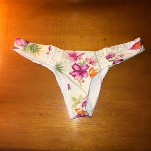 Frankie’s Bikini Malia Bottom Floral Print